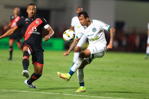 Los rivales coperos de Libertad y Olimpia vieron acción en la Copa de Brasil