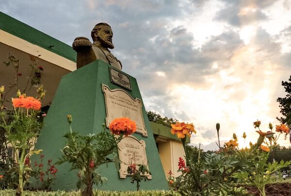 La Academia Militar "Mariscal Francisco Solano López" celebra 107 años de vida institucional - .::Agencia IP::.