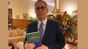 Lanzan un libro de “Derecho De Seguros” | Seguros | 5Días