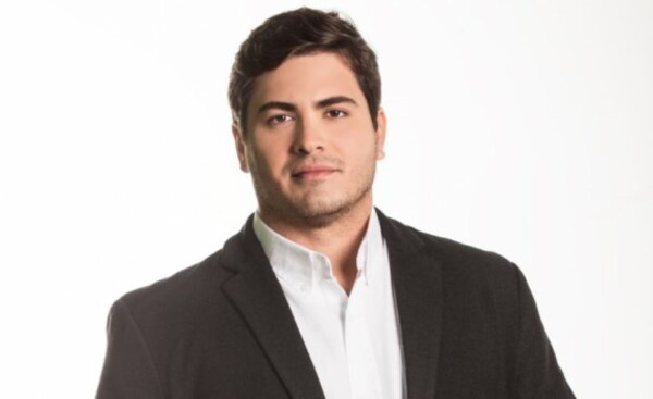 Claudio Paolo Flecha, joven candidato a Senador de la República