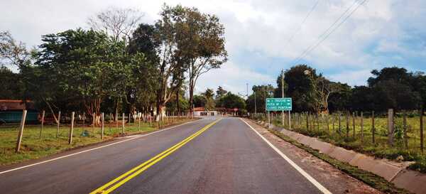 Pavimentación asfáltica de 31 km que une Caaguazú con Guairá concluirá este junio - .::Agencia IP::.