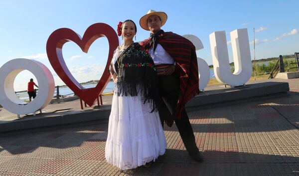 Diario HOY | Paraguay en el 11° Festival Nacional de Danza Folclórica en Pareja, en Colombia