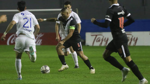 Crónica / ¿Richard Ortíz llega para el partido por Copa Sudamericana?