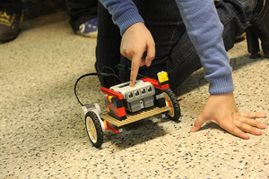 Tus hijos pueden aprender de robótica y programación en estas vacaciones | Tecnología | 5Días