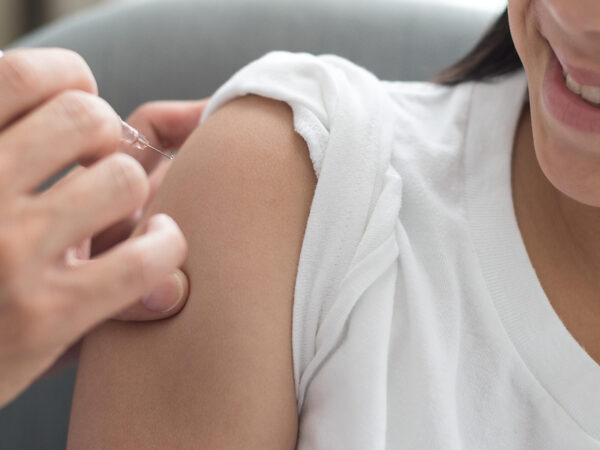Clínicas ya cuenta con la vacuna contra el virus del Papiloma humano