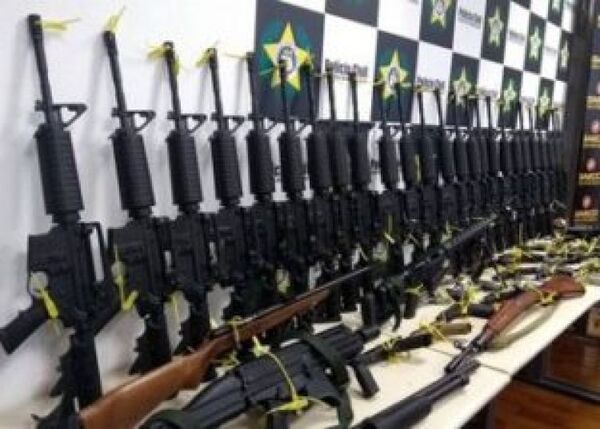 Armas legales: el nuevo objetivo de las bandas criminales en Brasil