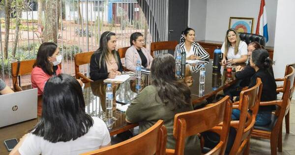 La Nación / Presentaron en CDE plan de apoyo a venezolanos residentes en Paraguay