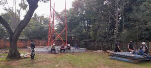 Antenas en Caaguazú: Conatel acompañaría negociaciones con telefónicas - Economía - ABC Color