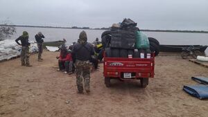 Atacan sede de la Armada en Alberdi y recuperan productos incautados