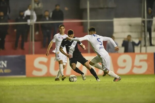 Nacional frena a Olimpia en La Visera