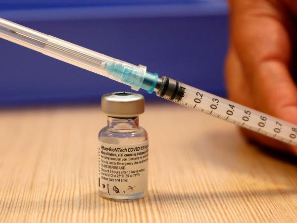Vacunas evitaron casi 20 millones de muertes por coronavirus