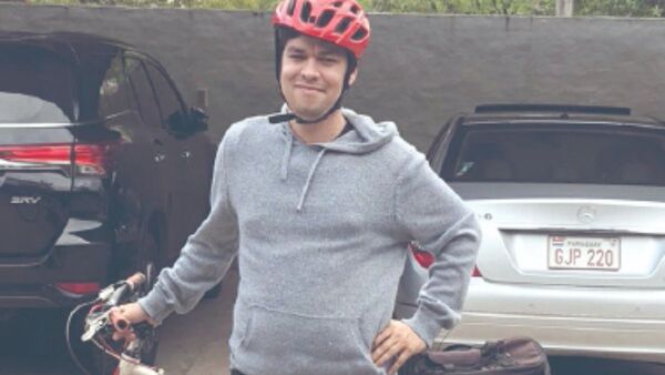Patean juntos hasta la ruta o pedalean, por soguetismo