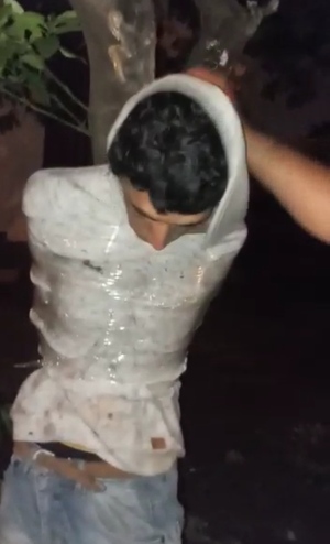 Vecinos de Hernandarias atrapan a ratero y lo “embalan” por un árbol - La Clave