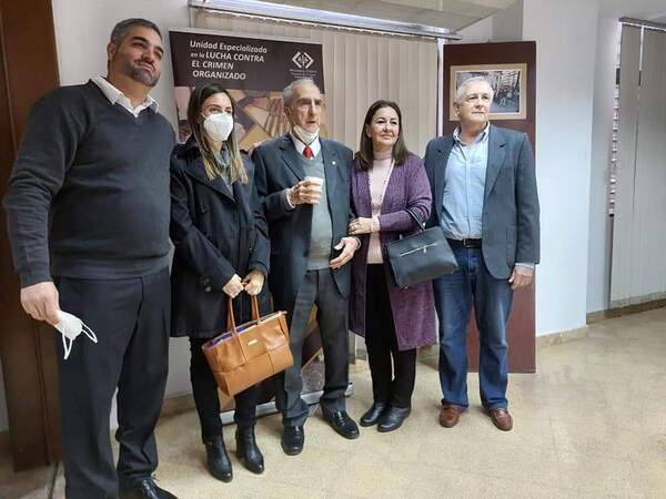 Diario HOY | Fiscalía realiza homenaje póstumo a Marcelo Pecci