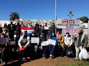 Con amparos y eventos solidarios, pacientes oncológicos costean tratamientos - Nacionales - ABC Color