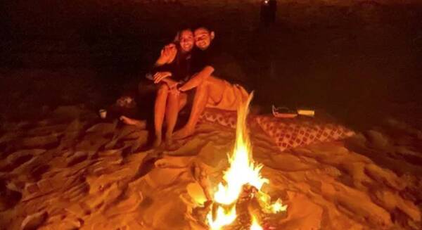 Crónica / La cena romántica de un pelotero albirrojo ¡en medio del desierto!