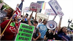 El Tribunal Supremo de EEUU anula la protección del derecho al aborto | 1000 Noticias