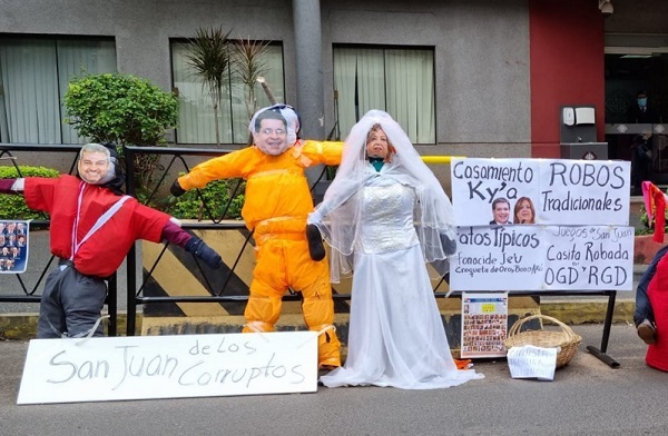 Fiesta de “San Juan de los corruptos” frente al Ministerio Público