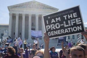Corte Suprema de EEUU revocó el derecho constitucional al aborto - ADN Digital