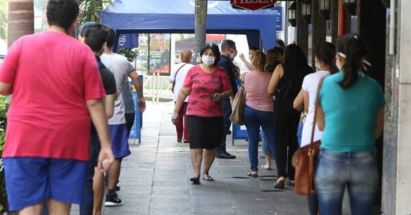 La Nación / Reportan transmisión comunitaria muy alta
