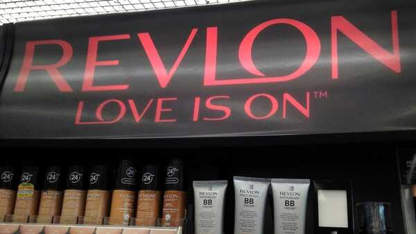 ¿Por qué el gigante cosmético Revlon se declaró en bancarrota? - San Lorenzo Hoy