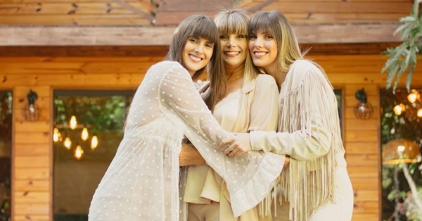 El multiverso de Paraguay. La foto de Pelusa y sus hijas que impactó a todos