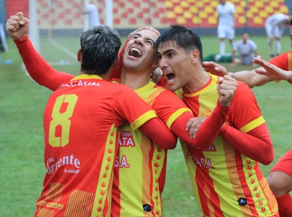 Festejo en Capiatá y paridad en Pedro Juan Caballero - APF