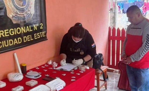 Capturan a un distribuidor de cocaína en el barrio Pablo Rojas