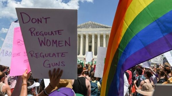 Se multiplican las protestas por el fallo contra el aborto de la Corte Suprema