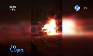 Vehículo terminó incendiado en fiesta de San Juan - PARAGUAYPE.COM
