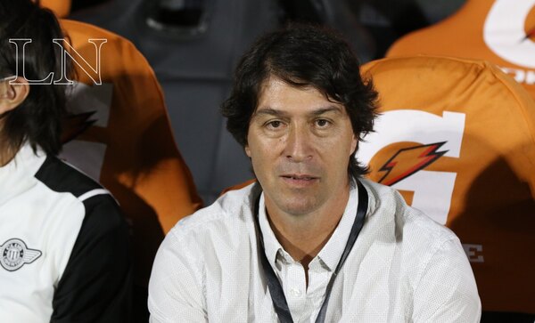 Daniel Garnero ya es el segundo DT más ganador del fútbol paraguayo
