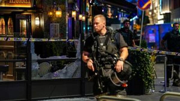 Dos muertos y una veintena de heridos en un tiroteo en una discoteca de Oslo | 1000 Noticias