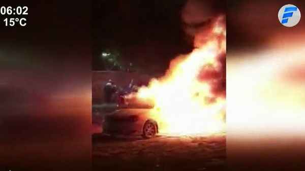 Vehículo se incendió en medio de fiesta de San Juan - Paraguaype.com