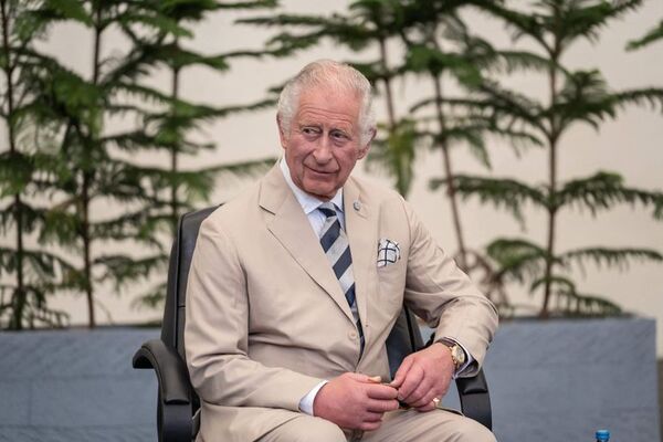 El príncipe Carlos aceptó un millón de euros de un jeque catarí, según diario - Mundo - ABC Color