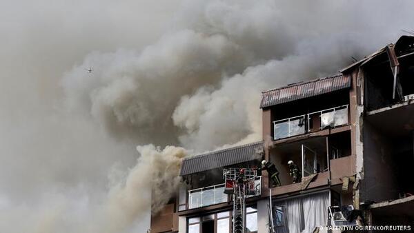 Bombardeo ruso contra Kiev deja dos heridos