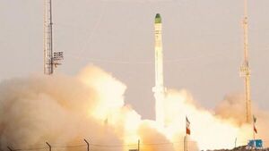 Irán lanza un cohete portador de satélites