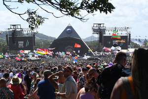 Diario HOY | El festival de música de Glastonbury se despide con actuaciones de McCartney