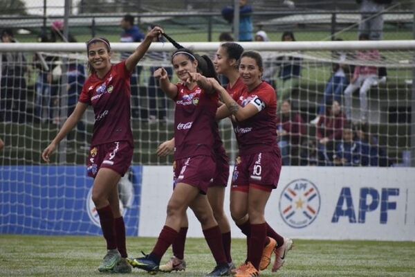 Nacional/Humaitá también se ajusta a la moda del 4-0