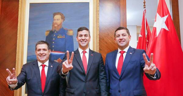 La Nación / Cartes y Peña arrasan en nueva encuesta ante oponentes oficialistas