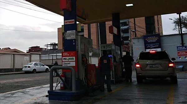 Diario HOY | Ecuador anuncia la reducción del precio de los combustibles