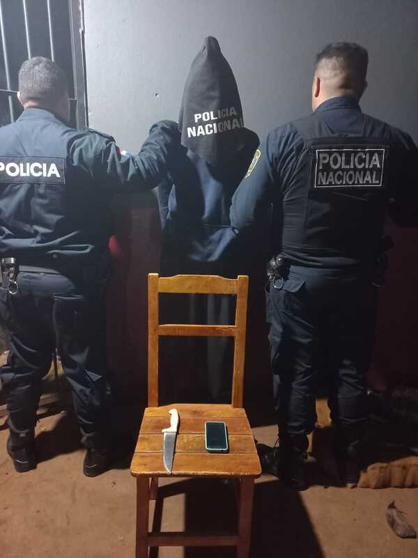 Atrapan a sujeto que robó celular de su vecino - La Clave