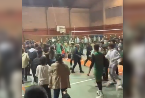 No consta que denunciado por agredir a joven en partido de básquetbol, haya portado un arma - Megacadena — Últimas Noticias de Paraguay