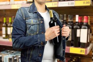 Robos en supermercados: aumentan los casos de bolsoneras y descuidistas - Nacionales - ABC Color
