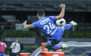 El golazo de Juan Escobar fue elegido como el mejor de la temporada en México