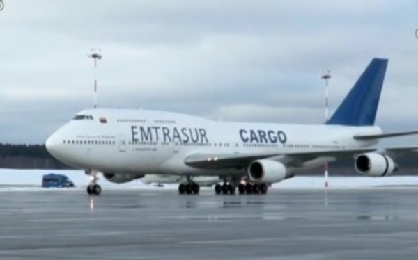 El vuelo misterioso: Hablaron los tripulantes del avión Iraní - SNT