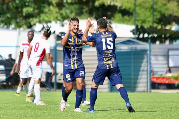 Trinidense retoma el mando en la Intermedia - Fútbol - ABC Color