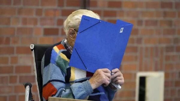 Cinco años de cárcel a ex guardia nazi, cómplice de 3.518 muertes