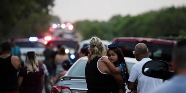 Horror en Texas: la Policía reveló cómo descubrió los cadáveres de los 50 migrantes en el interior del camión