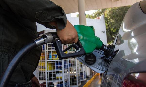 ¡Otro golpe al bolsillo! Precios de los combustibles volverían a aumentar G. 1.500  – Prensa 5