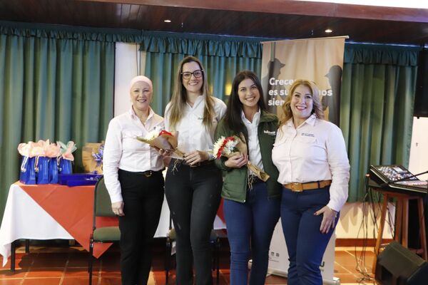 El Campo Productivo destacó a las mujeres por sus 20 años
